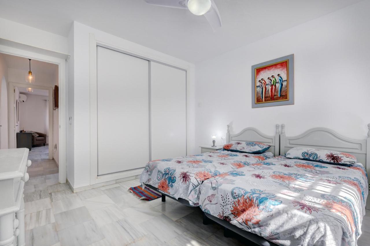 Los Flamencos Manilva Apartment מראה חיצוני תמונה